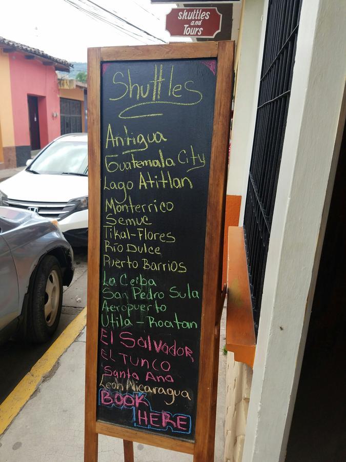 Berakah B&B- Central Park Copán 外观 照片