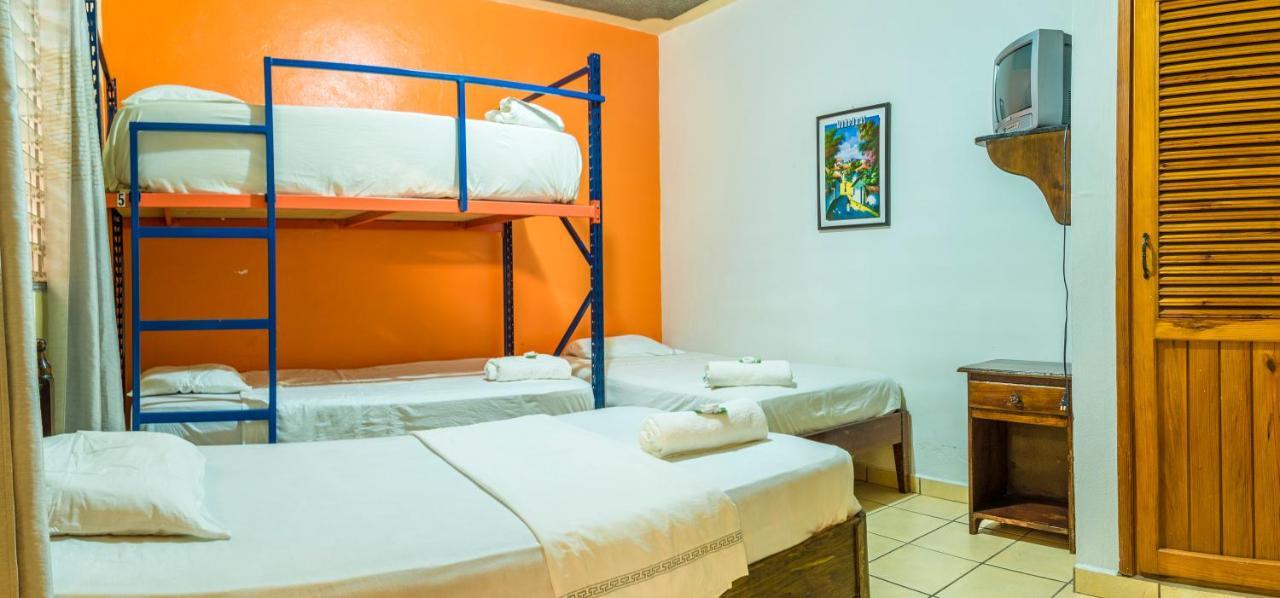 Berakah B&B- Central Park Copán 外观 照片
